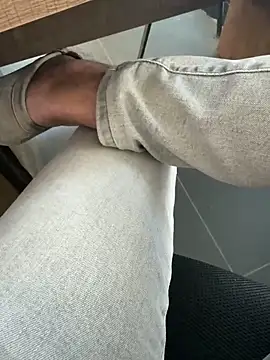 homidor online show from 2, 10, 2025