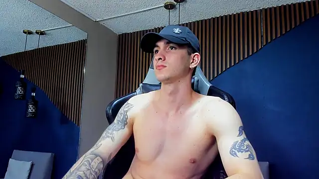 JacksonOlsenn online show from 26, 1, 2025