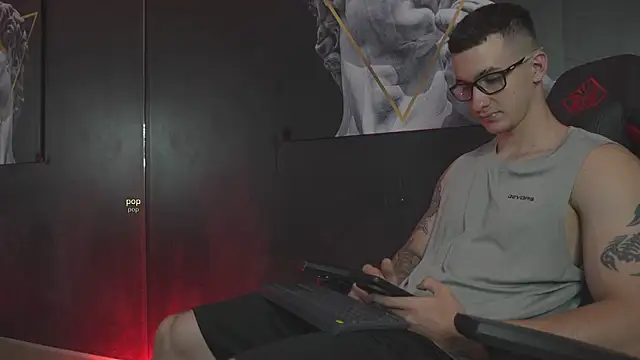 JacksonOlsenn online show from 13, 11, 2025