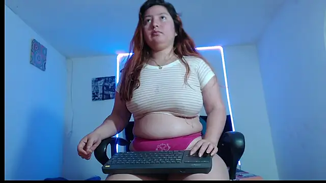 Emily miller27 online show from 20, 2, 2025