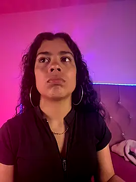 Snapshot of NINA_18_YEARS chatting on 11, 10, 2025 NINA 18 YEARS online show from 11, 10, 2025