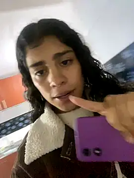 Snapshot of NINA_18_YEARS chatting on 22, 11, 2025 NINA 18 YEARS online show from 22, 11, 2025