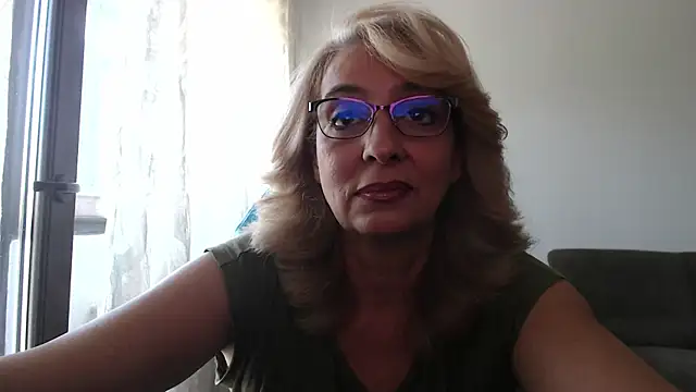 Snapshot of cecylya4u chatting on 16, 9, 2025 cecylya4u online show from 16, 9, 2025