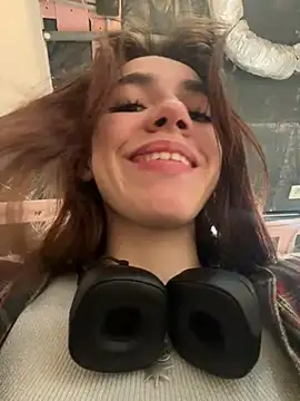 Lily  Belle online show from 29, 12, 2024