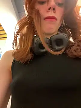 Lily  Belle online show from 13, 1, 2025