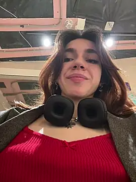 Lily  Belle online show from 18, 1, 2025