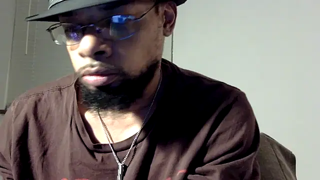 Snapshot of WhiskeyWood_DuhGOD chatting on 11, 1, 2025 WhiskeyWood DuhGOD online show from 11, 1, 2025
