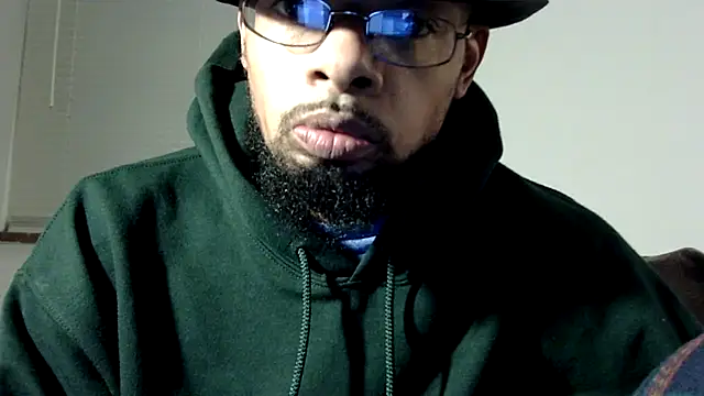 Snapshot of WhiskeyWood_DuhGOD chatting on 13, 1, 2025 WhiskeyWood DuhGOD online show from 13, 1, 2025