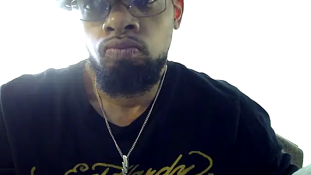 Snapshot of WhiskeyWood_DuhGOD chatting on 17, 1, 2025 WhiskeyWood DuhGOD online show from 17, 1, 2025