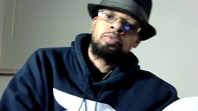Snapshot of WhiskeyWood_DuhGOD chatting on 18, 1, 2025 WhiskeyWood DuhGOD online show from 18, 1, 2025