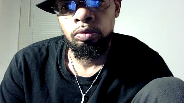 Snapshot of WhiskeyWood_DuhGOD chatting on 28, 1, 2025 WhiskeyWood DuhGOD online show from 28, 1, 2025