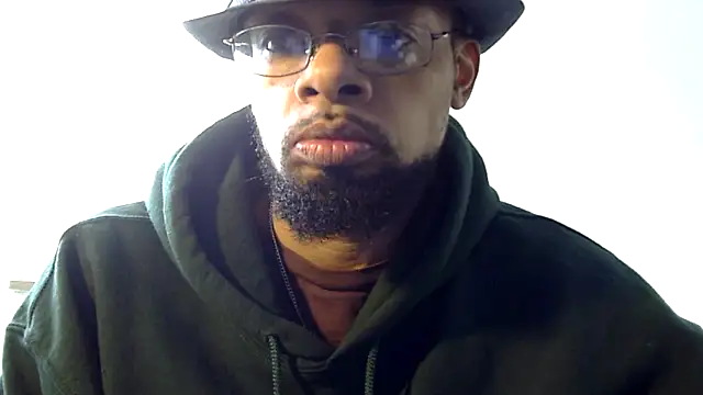 Snapshot of WhiskeyWood_DuhGOD chatting on 5, 2, 2025 WhiskeyWood DuhGOD online show from 5, 2, 2025