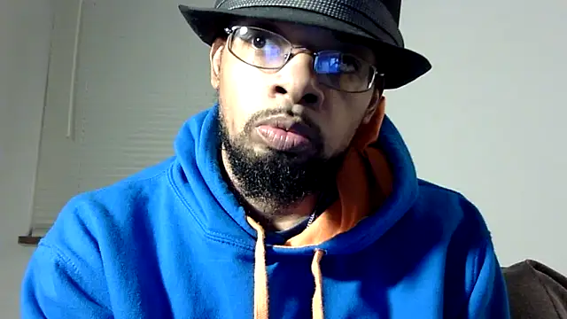 Snapshot of WhiskeyWood_DuhGOD chatting on 10, 2, 2025 WhiskeyWood DuhGOD online show from 10, 2, 2025