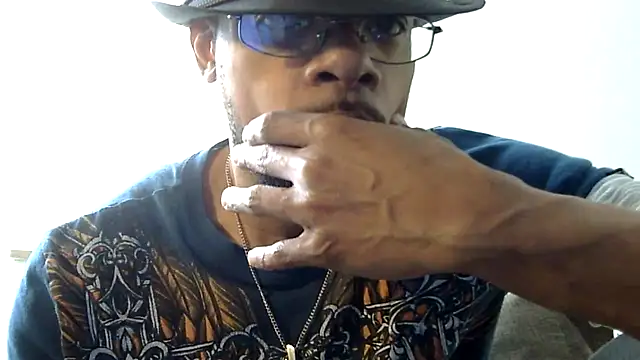 Snapshot of WhiskeyWood_DuhGOD chatting on 17, 2, 2025 WhiskeyWood DuhGOD online show from 17, 2, 2025