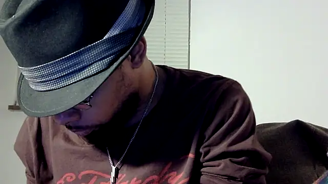 Snapshot of WhiskeyWood_DuhGOD chatting on 20, 2, 2025 WhiskeyWood DuhGOD online show from 20, 2, 2025