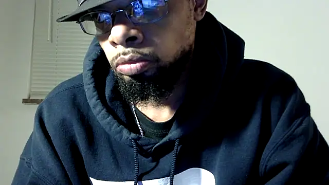 Snapshot of WhiskeyWood_DuhGOD chatting on 3, 3, 2025 WhiskeyWood DuhGOD online show from 3, 3, 2025