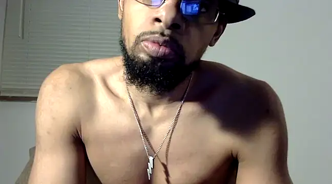 Snapshot of WhiskeyWood_DuhGOD chatting on 14, 3, 2025 WhiskeyWood DuhGOD online show from 14, 3, 2025