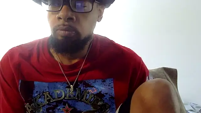 Snapshot of WhiskeyWood_DuhGOD chatting on 9, 9, 2025 WhiskeyWood DuhGOD online show from 9, 9, 2025