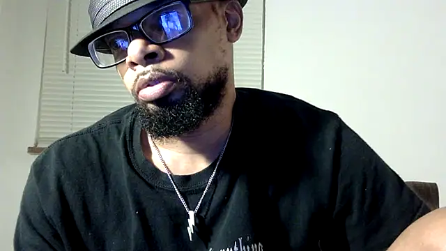 Snapshot of WhiskeyWood_DuhGOD chatting on 22, 9, 2025 WhiskeyWood DuhGOD online show from 22, 9, 2025