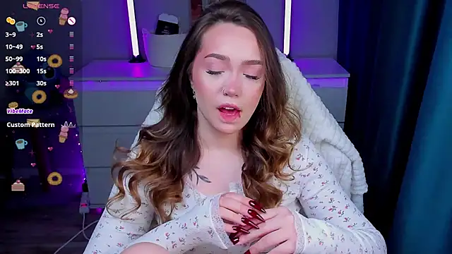 Snapshot of Evia_r0se chatting on 17, 2, 2026 Evia r0se online show from 17, 2, 2026