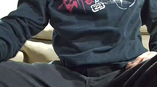 Snapshot of overaveragefreak4you chatting on 5, 12, 2024 overaveragefreak4you online show from 5, 12, 2024