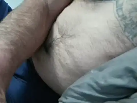 Snapshot of overaveragefreak4you chatting on 20, 12, 2024 overaveragefreak4you online show from 20, 12, 2024