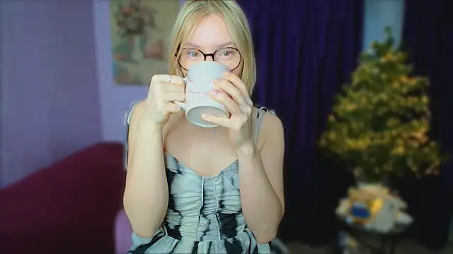 TaylorBre online show from 17, 12, 2025