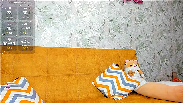 LuxieDelight online show from 3, 11, 2025