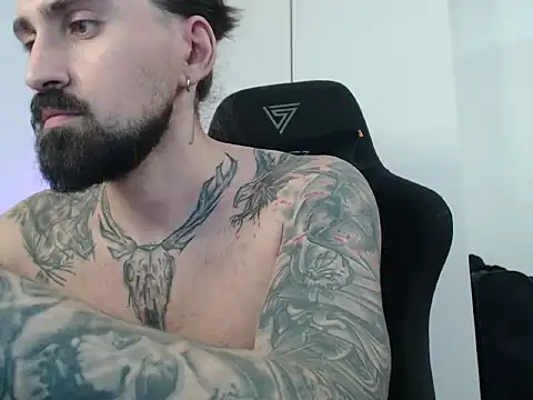 MateoHunk online show from 12, 11, 2025