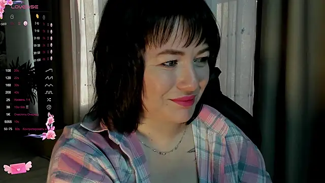 Victoria Di online show from 6, 11, 2025