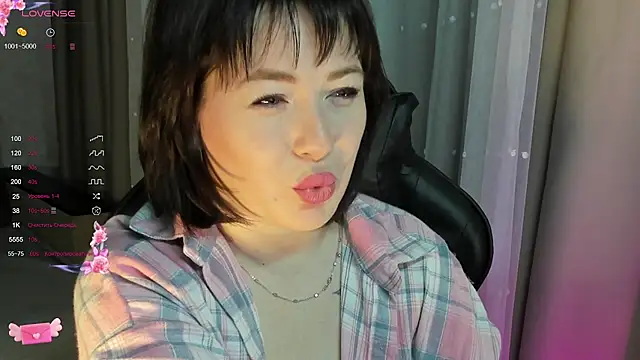 Victoria Di online show from 10, 11, 2025