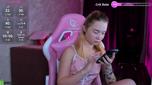 Kira yoon online show from 18, 10, 2025