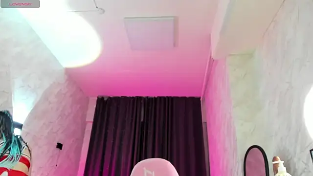 Kira yoon online show from 9, 11, 2025