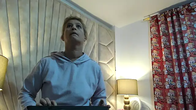 Jade squirtt online show from 16, 11, 2025