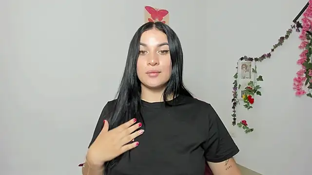 Emic  online show from 16, 10, 2025