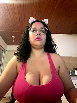 Snapshot of babyluna939 chatting on 5, 11, 2025 babyluna939 online show from 5, 11, 2025