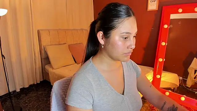 Little Ivy online show from 7, 3, 2026