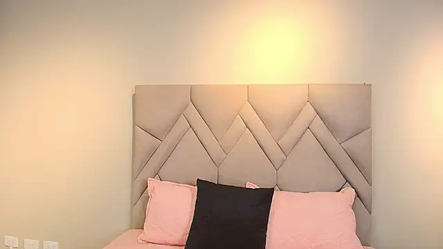 Isis Osman online show from 13, 3, 2026