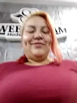 Bruja  Scarlata online show from 17, 12, 2025