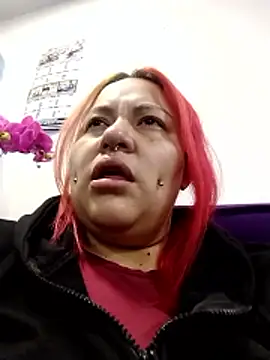 Bruja  Scarlata online show from 13, 1, 2026