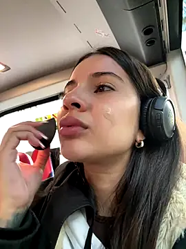 Snapshot of AnitaKariri chatting on 20, 11, 2025 AnitaKariri online show from 20, 11, 2025