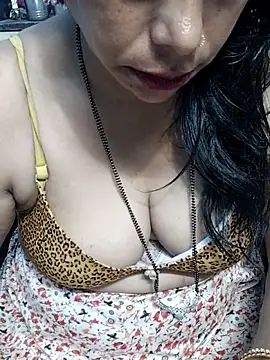 Snapshot of Urmila_bhabhii chatting on 11, 10, 2025 Urmila bhabhii online show from 11, 10, 2025