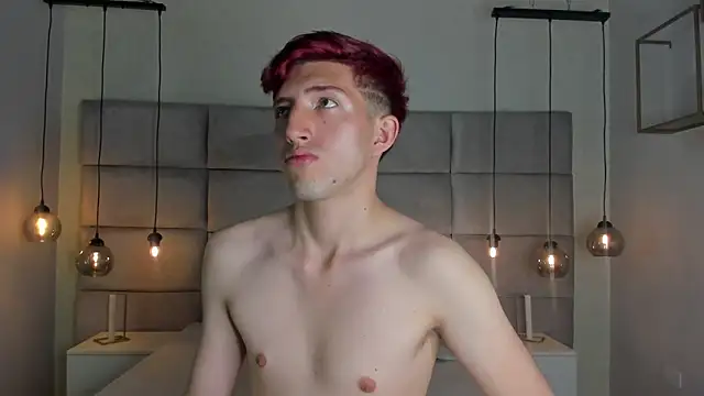 Un Slutty online show from 3, 1, 2025