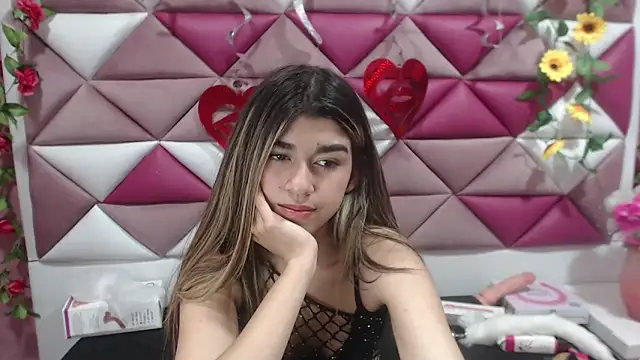 NahomiConnor  online show from 13, 2, 2025