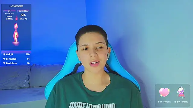 Snapshot of aron_wi chatting on 12, 1, 2025 aron wi online show from 12, 1, 2025