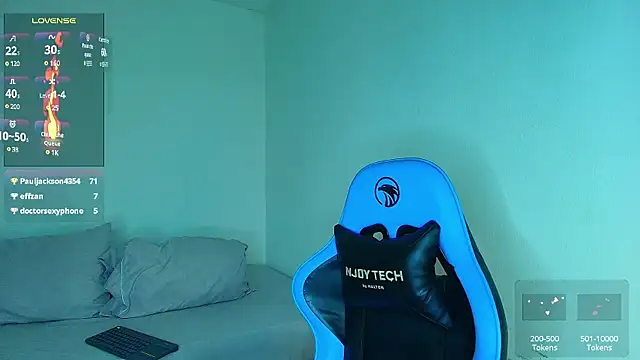 Snapshot of aron_wi chatting on 16, 1, 2025 aron wi online show from 16, 1, 2025