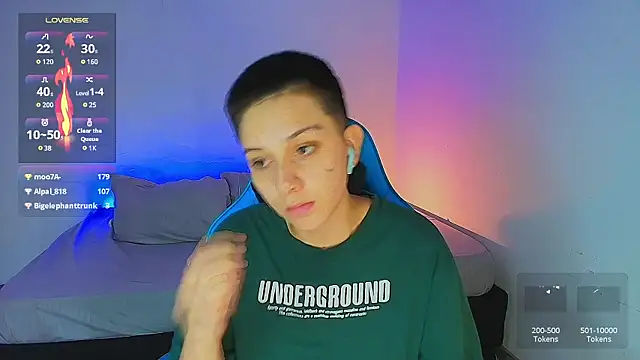 Snapshot of aron_wi chatting on 17, 1, 2025 aron wi online show from 17, 1, 2025