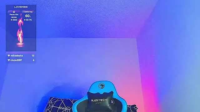 Snapshot of aron_wi chatting on 23, 1, 2025 aron wi online show from 23, 1, 2025