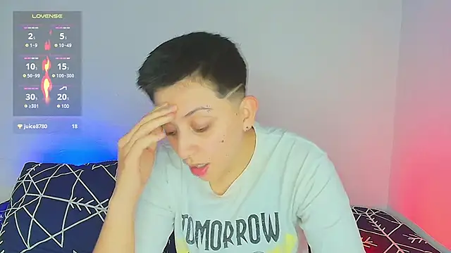 Snapshot of aron_wi chatting on 5, 2, 2025 aron wi online show from 5, 2, 2025