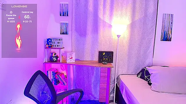 Snapshot of aron_wi chatting on 22, 10, 2025 aron wi online show from 22, 10, 2025